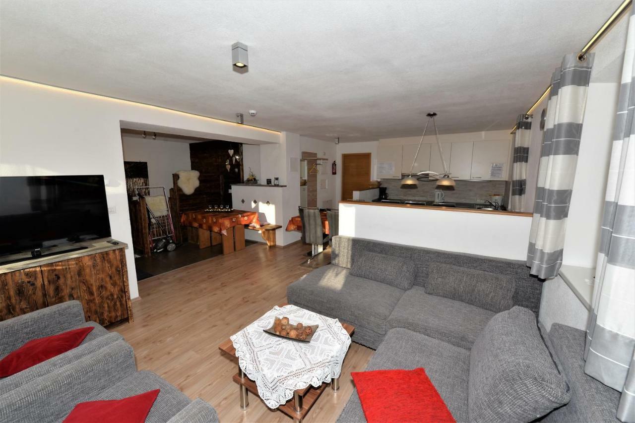 Xl Appartements Steinhaus ภายนอก รูปภาพ