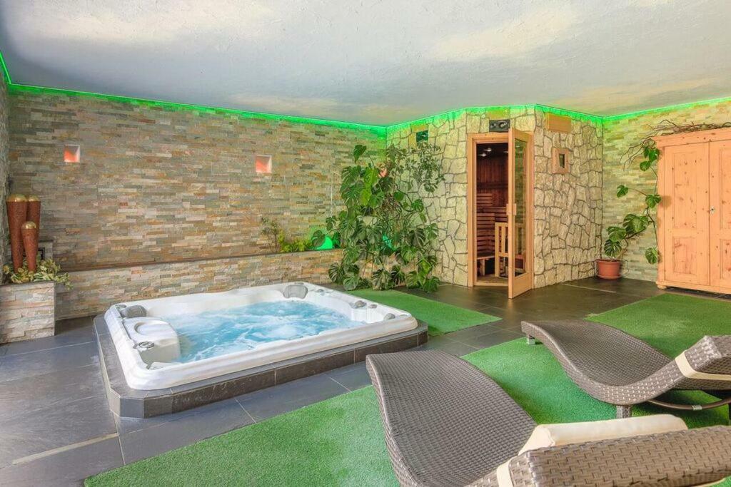 Xl Appartements Steinhaus ภายนอก รูปภาพ